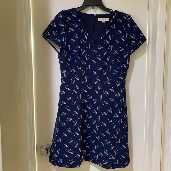 Loft navy blue feather patterned dress size 8 - Picture 2 of 7